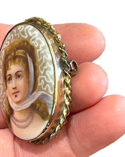 Antique hand painted Gold filled GF Brooch Cameo lady with hat