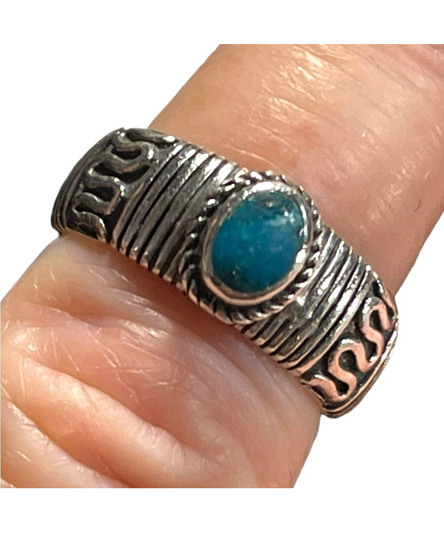 Sterling Silver 925  turquois  ring ornate design