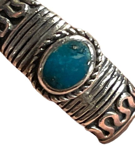 Sterling Silver 925  turquois  ring ornate design