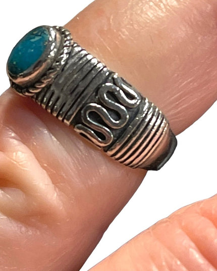 Sterling Silver 925  turquois  ring ornate design