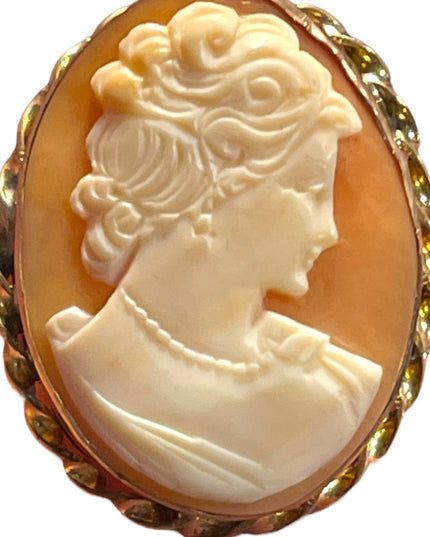Vintage 12K gold filled Vintage 1950s Carved Shell Cameo brooch pendant