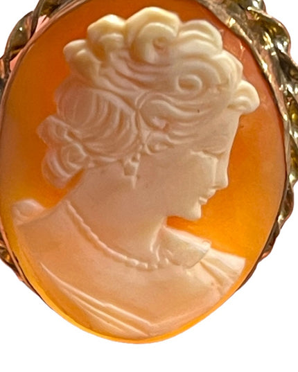 Vintage 12K gold filled Vintage 1950s Carved Shell Cameo brooch pendant