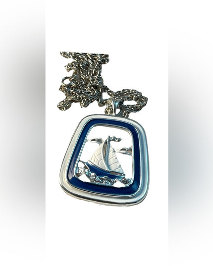 Vintage Sail boat silver tone pendant necklace nautical enamel boat