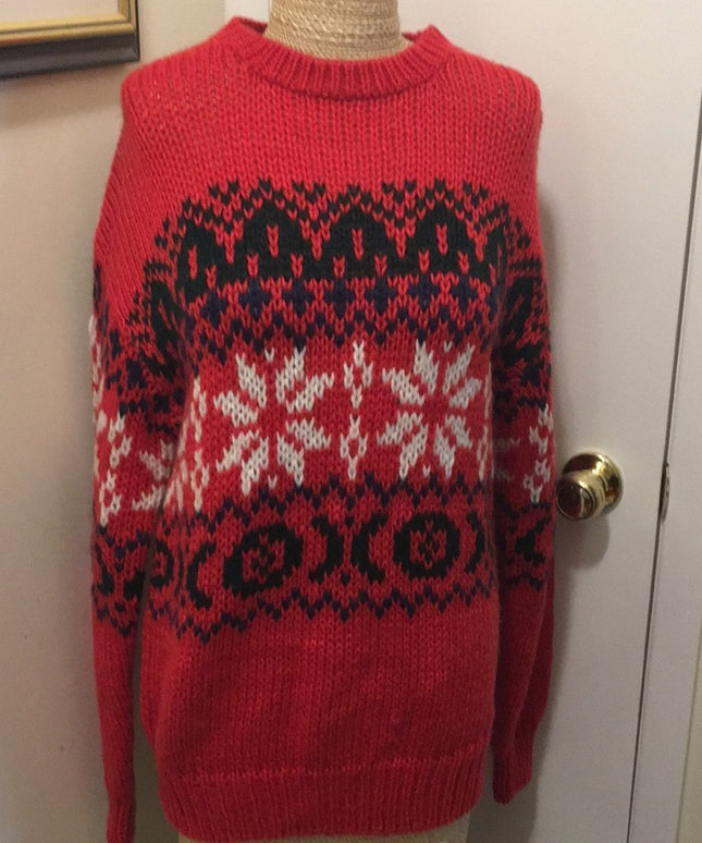 - Pierre Cardin Hand knit red snowflake sweater hand knitted Snowflake ski