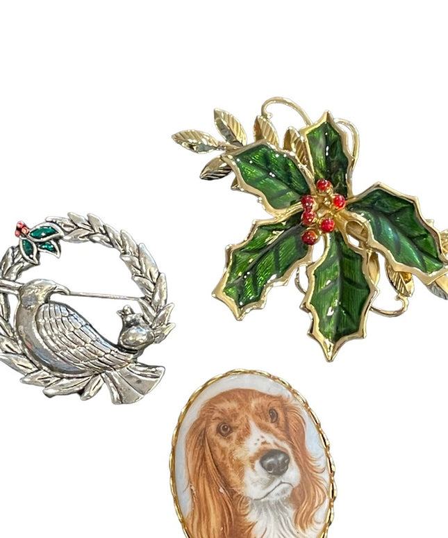 LOT of 3 pcs Christmas bird flower dog brooch retriever holly robin vintage