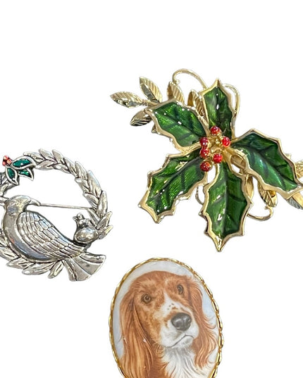 LOT of 3 pcs Christmas bird flower dog brooch retriever holly robin vintage