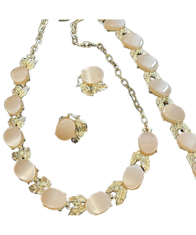 Vintage 1960s Peach  thermoset leaf Coro Demi Parure Necklace bracelet earrings