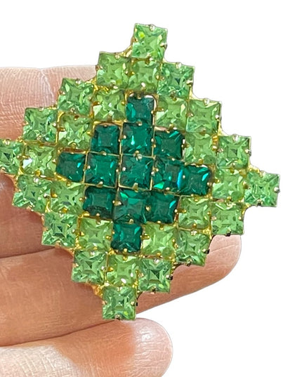 Vintage Geeen apple crystal square brooch gold finish