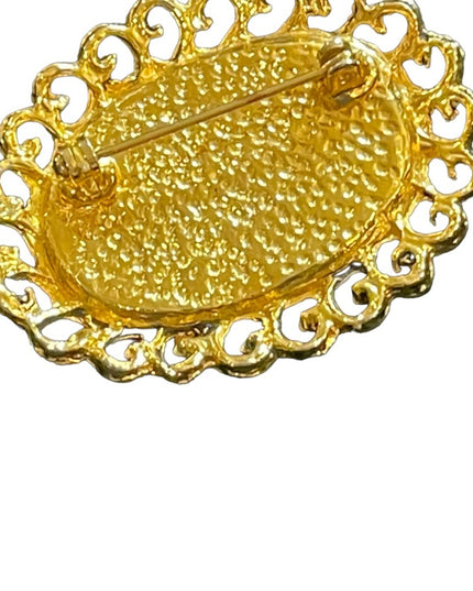 Vintage Jade chip fancy 1970s Gold finish brooch