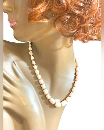Antique Angel Skin Coral graduated bead necklace Rare