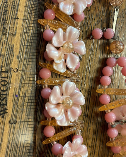 Vintage 1960s pastel Pink flower fancy link party summer choker necklace