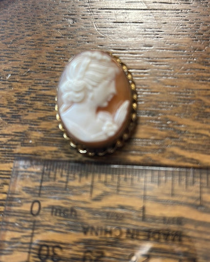 Vintage 14k Gold filled GF Stunning sardonyx carved cameo brooch pendant