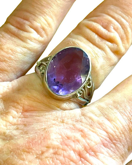 Lovely hand made bezel set ornate filagree sterling 925 silver amethyst ring