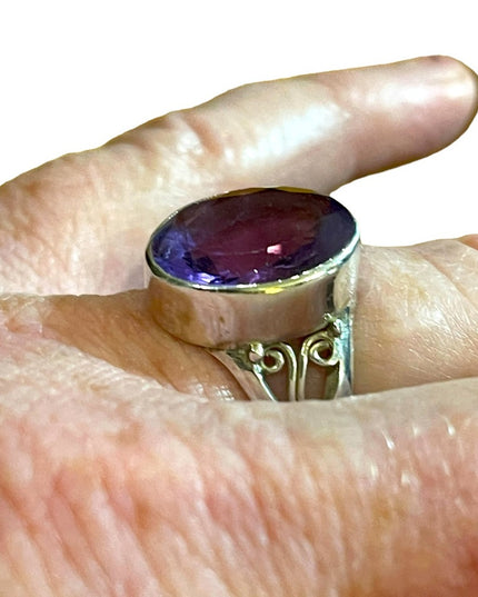 Lovely hand made bezel set ornate filagree sterling 925 silver amethyst ring
