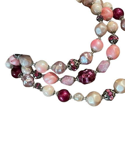 Stunning 1950s pink crystal glass resin rhinestone party 3 strand necklace