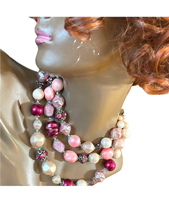 Stunning 1950s pink crystal glass resin rhinestone party 3 strand necklace