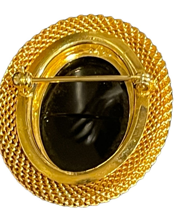 Vintage gold plated finish carved glass cameo brooch