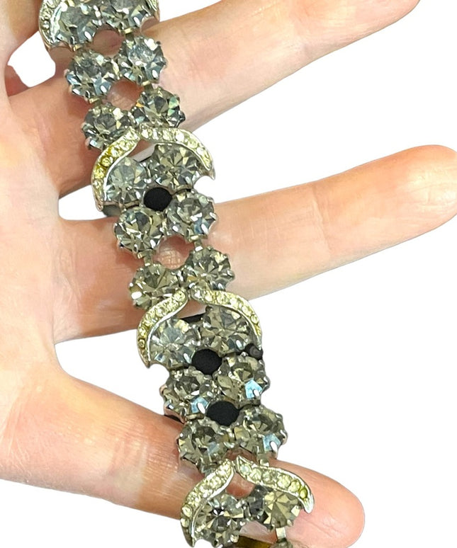 Stunning silver finish silver rhinestone crystal chubky 1960s bracelet quality
