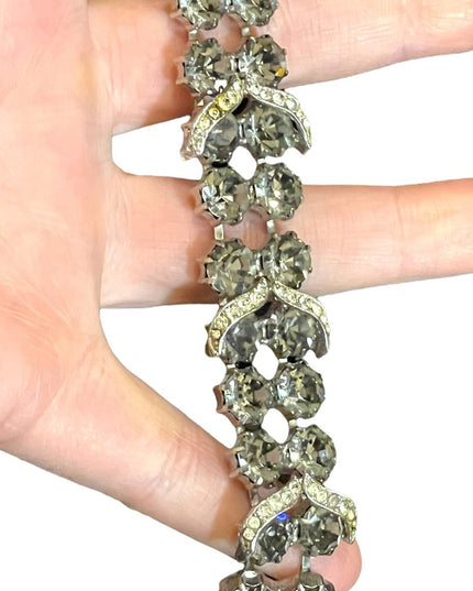 Stunning silver finish silver rhinestone crystal chubky 1960s bracelet quality