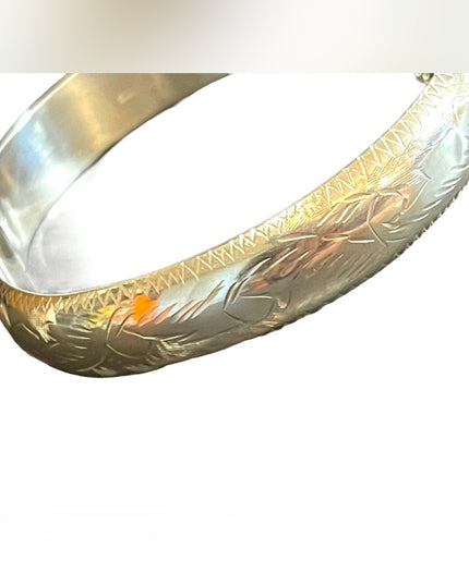 Vintage Sterling silver 925 etched bangle