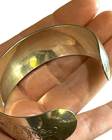 Stunning vintage S Kirk & Son Etched sterling silver 925 Bangle