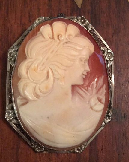 Antique 12k WG Ornate Shell Cameo Large Beauty carved handmade Victorian