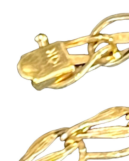 Vintage Solid 10k Gold Charm bracelet with MOM charm