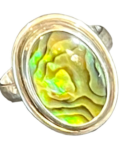 Stunning sterling silver 925 encased Abalone oval ring