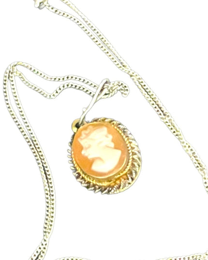 Vintage 835 silver Shell Cameo pendant necklace