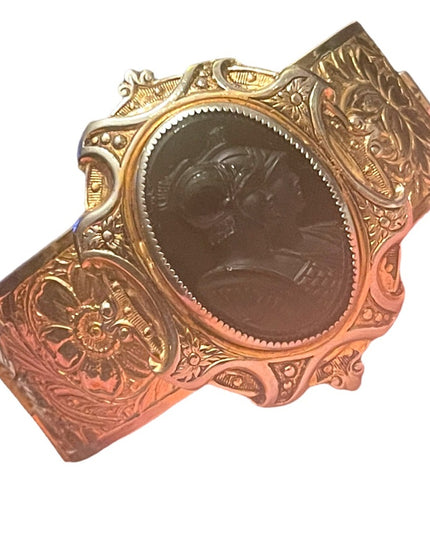 Stunning vintage Gold & silver finish plated flower etched TROJAN Cameo bangle