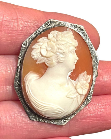 Stunning LG Antique Victorian Sterling silver 925 Carved Sardonyx Cameo brooch