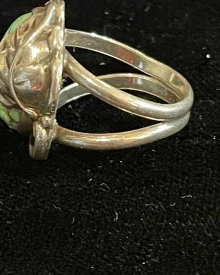 Vintage 1970s Navajo Native American Turquois handmade ring Southwestern