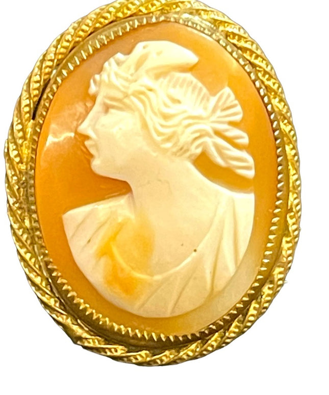 Vintage GP gold Finish wash Shell Cameo brooch pin Left facing