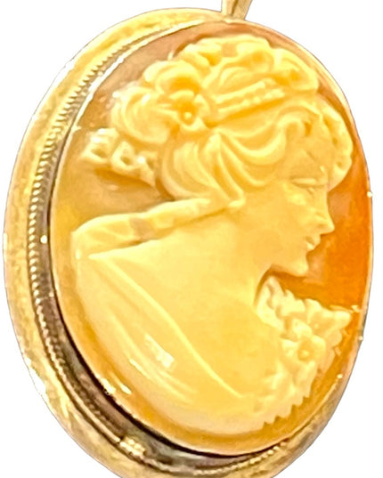 Vintage 925 Sterling silver Italy Hand Carved Shell Cameo brooch pendant