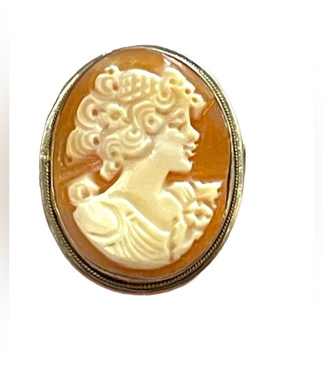 Vintage sterling silver Italy Carved Shell Cameo brooch pendant