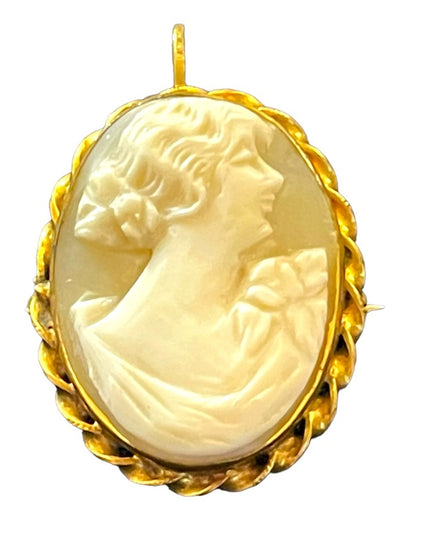 Vintage 1960s Gold filled GF carved Shell Cameo brooch pendant