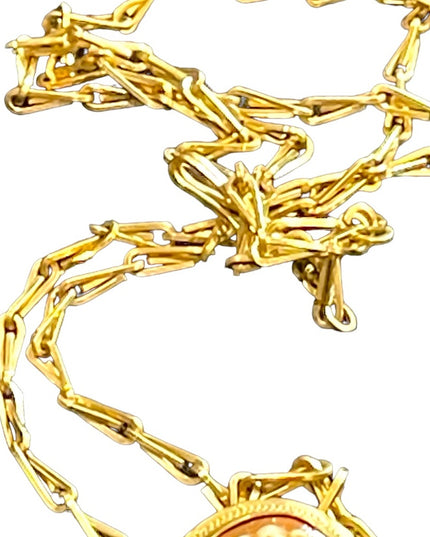 Vintage 12k gold filled Shell Cameo on gold chain necklace