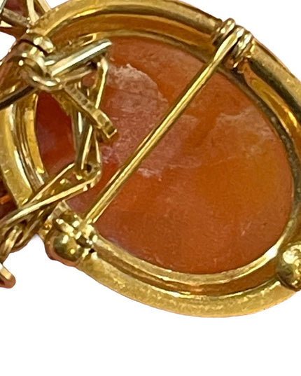 Vintage 12k gold filled Shell Cameo on gold chain necklace