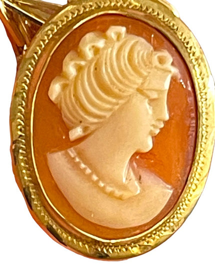 Vintage 12k gold filled Shell Cameo on gold chain necklace