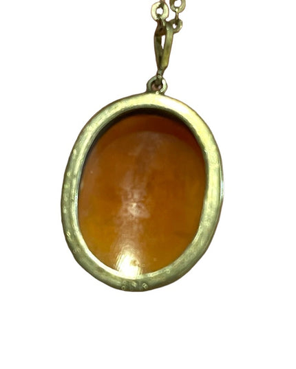 Vintage sterling silver carved shell cameo necklace “riding chariot”