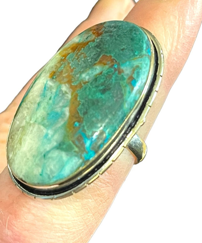 Lovely Large Tibetan Turquoise Oval Chunky heavy sterling silver 925 ring
