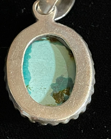 Stunning Southwestern Sterling silver Stabilized Turquoise cabachon pendant