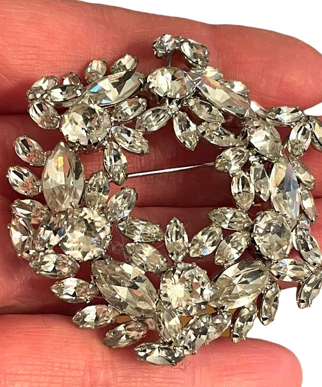 Lovely Large 1950s Stunning SHERMAN clear Crystal brooch silver finish