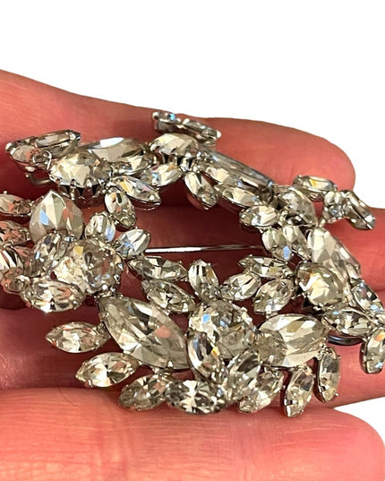 Lovely Large 1950s Stunning SHERMAN clear Crystal brooch silver finish