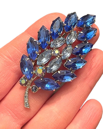 Vintage Capri Blue Flower crystal brooch rhinestone silver D&E