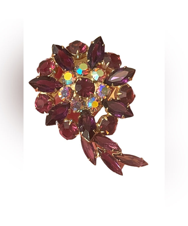 Vintage 1960s purple crystal glass Large Juliana? style flower rhinestone brooch