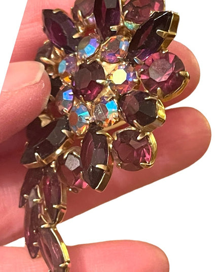 Vintage 1960s purple crystal glass Large Juliana? style flower rhinestone brooch