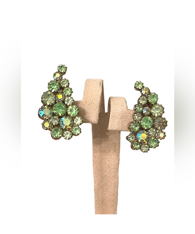 Vintage Uranium Glass? Weiss Unsigned green crystal rhinestone leaf earrings