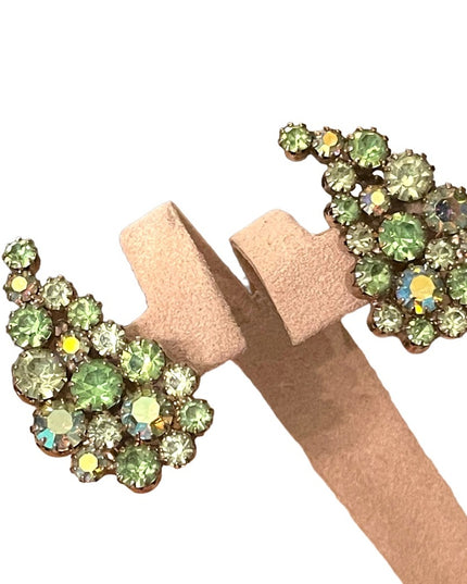 Vintage Uranium Glass? Weiss Unsigned green crystal rhinestone leaf earrings