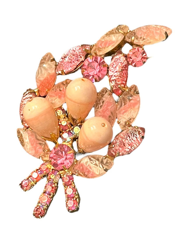 Stunning vintage glass crystal Juliana? Gold finish pink flower leaf brooch